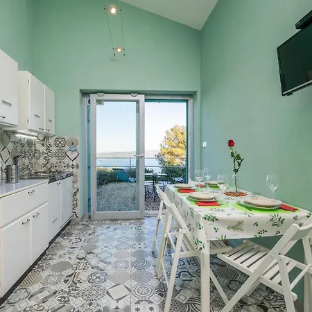 Beautiful In Gondolici Apartment Rabac