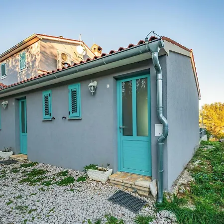 Apartment Beautiful In Gondolici *