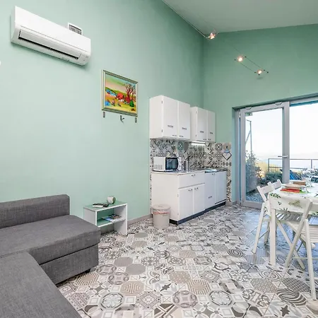 Beautiful In Gondolici Apartment