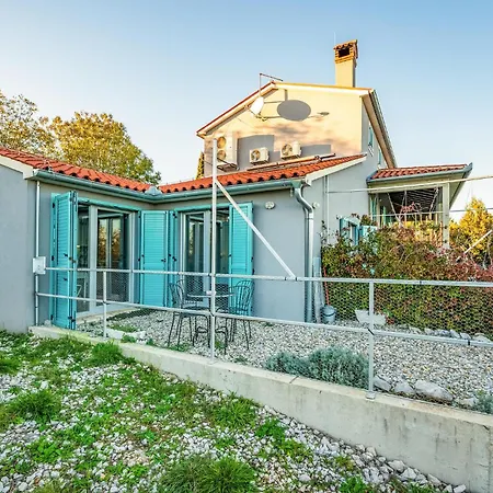 Apartamento Beautiful In Gondolici *